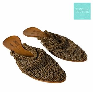 Cydwoq Woven Slide Sandals